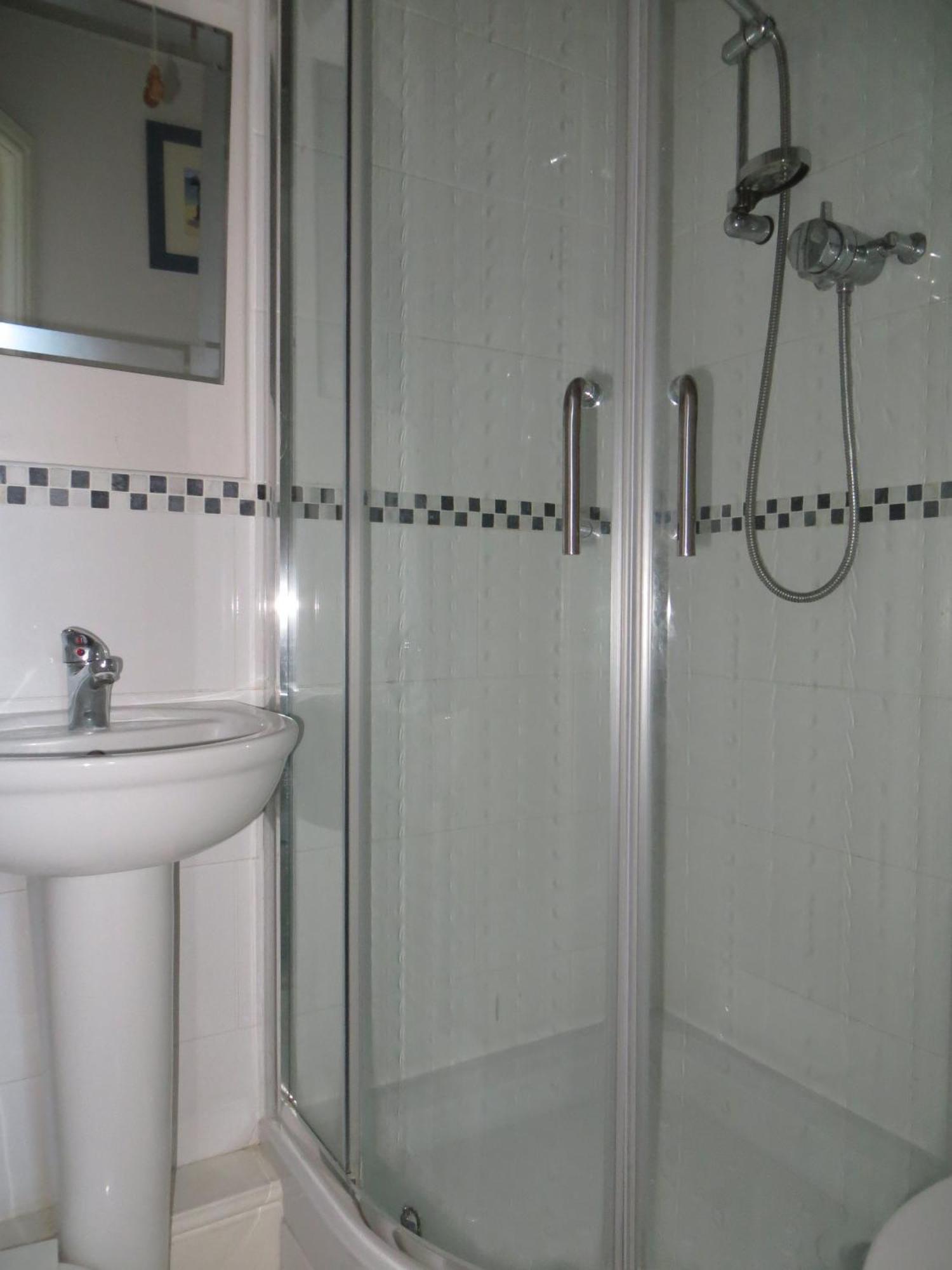 Avondale Guest House Йорк Экстерьер фото