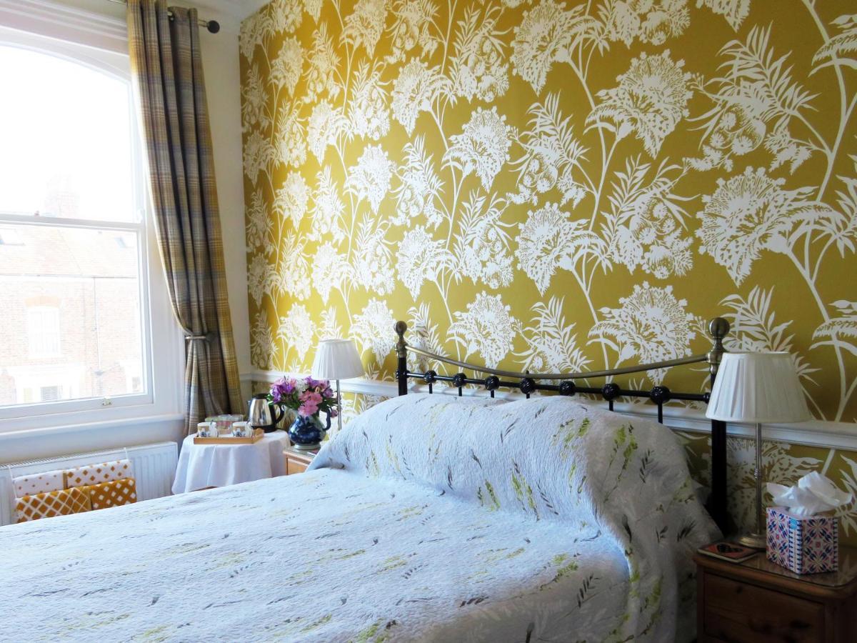 Avondale Guest House Йорк Экстерьер фото
